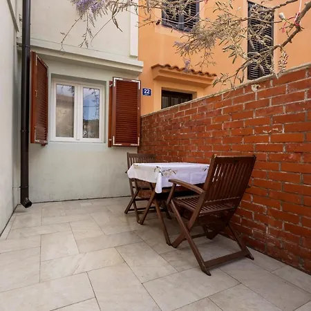 Morris شقة Veli Lošinj